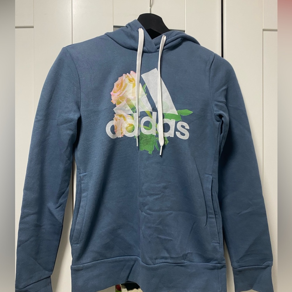 🌸Spring Sale 2 for 20$ adidas hoodies and jacket